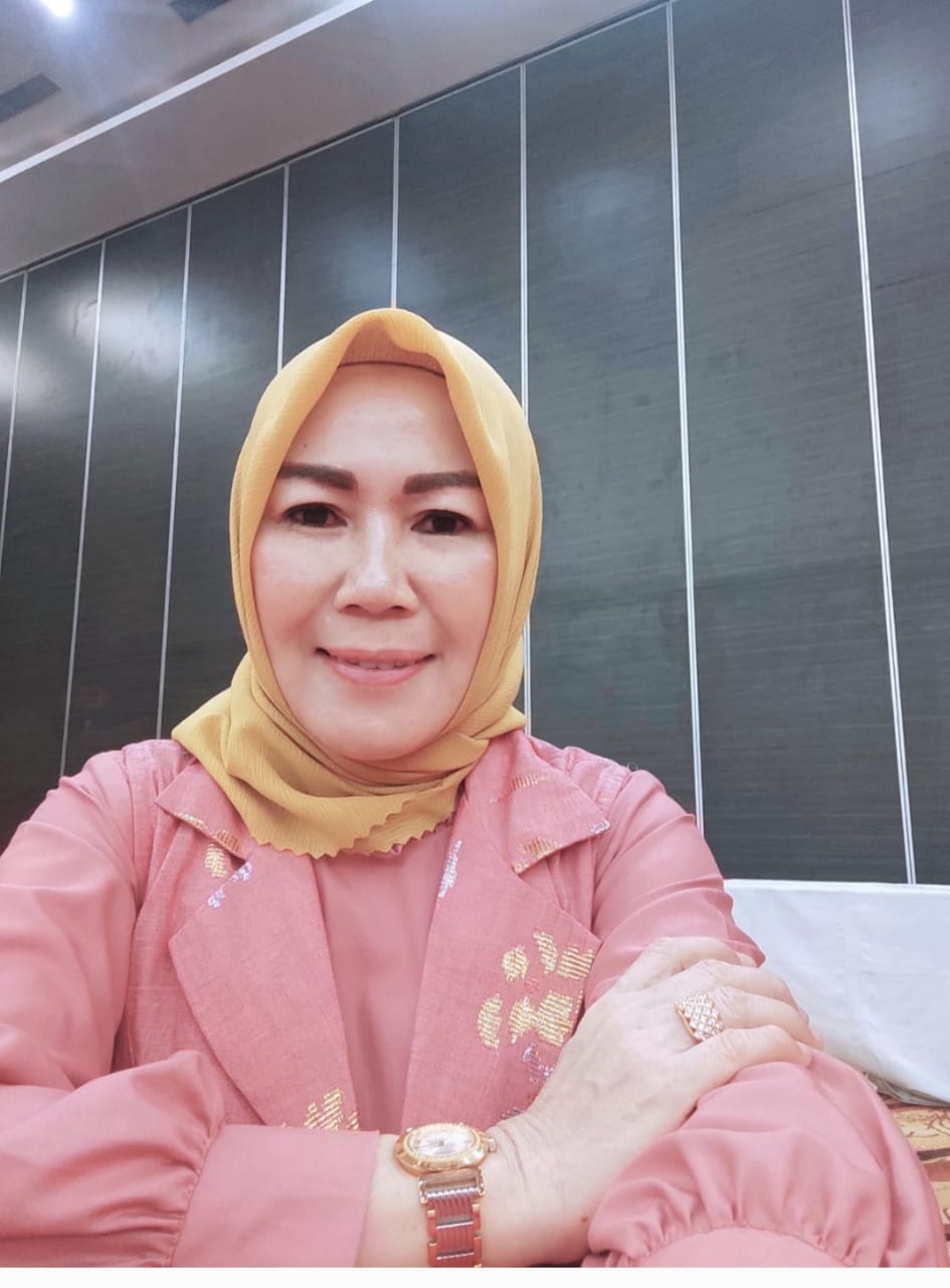 Dr. Yunidar.,M.Hum